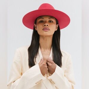 NWT Gigi & Pip xRevolve Dakota in Vivid Magenta SZ M/L